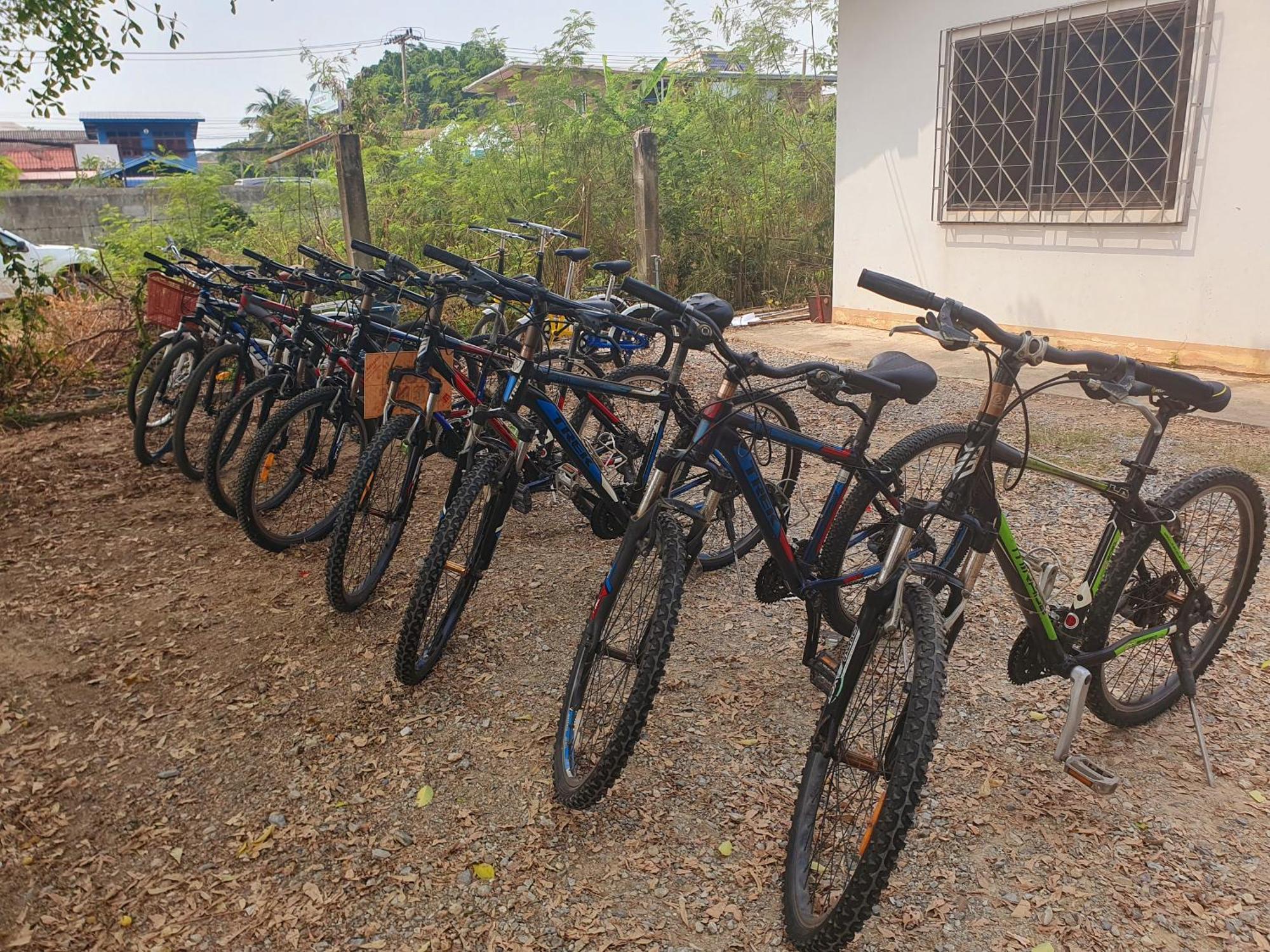 Perfect Resort And Motorbike & Bicycle For Rents スコタイ エクステリア 写真