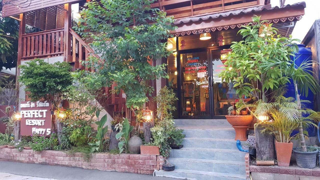 Perfect Resort And Motorbike & Bicycle For Rents スコタイ エクステリア 写真